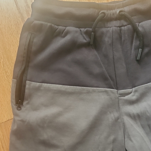 Men's Gray Athletic Shorts Medium - Picture 5 of 17